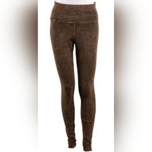 Pat Dahnke Women's Distressed Leggings - NWT